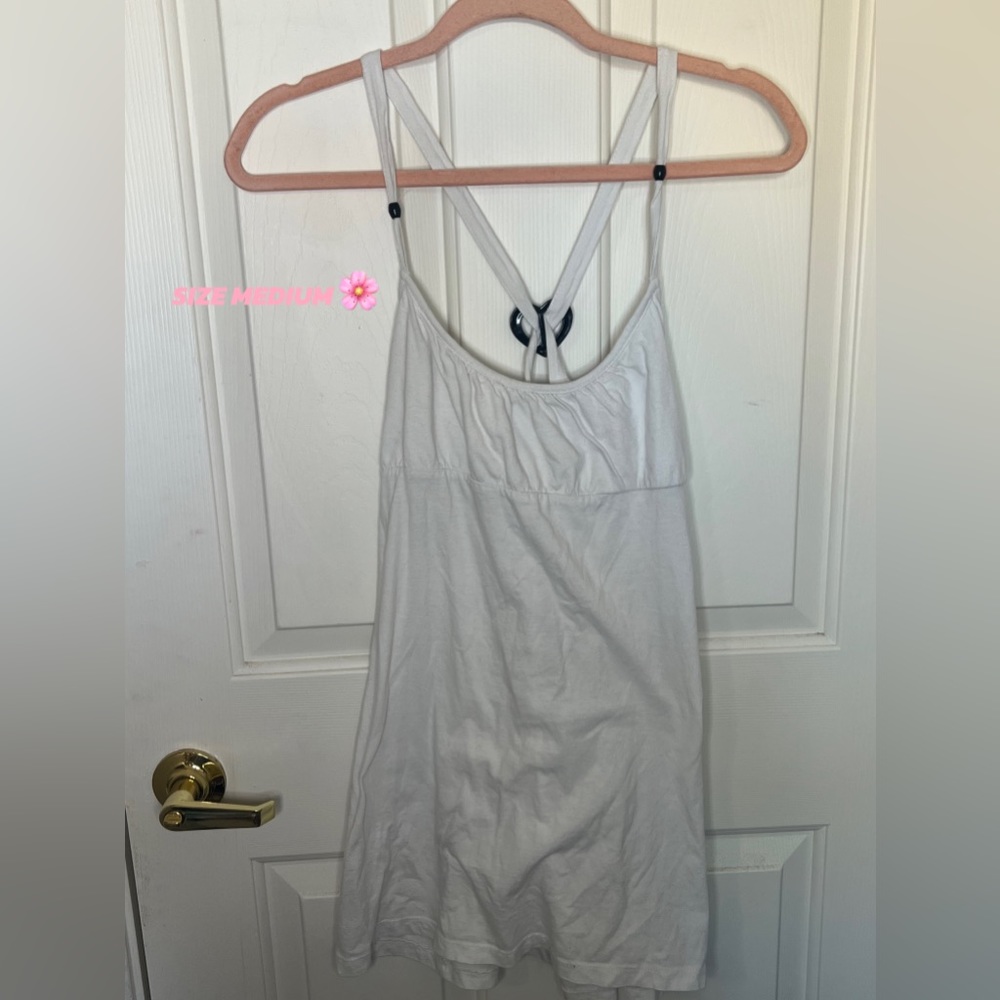 Roxy Size Medium White tank top 2010’s Summer